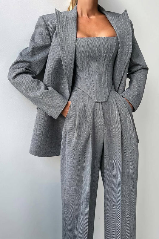 CELIA™ | CONJUNTO DE TRES PIEZAS CON BLAZER CRUZADO