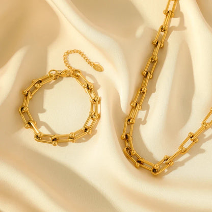 NICOLE™ | Collar Dorado